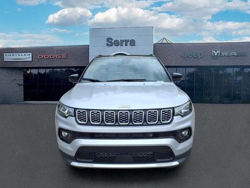 Silver Zynith Metallic Clearcoat 2024 Jeep Compass Limited