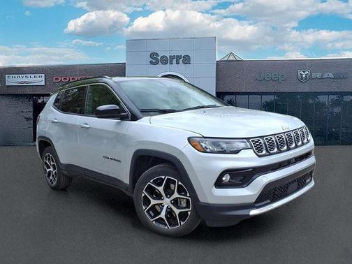 Silver Zynith Metallic Clearcoat 2024 Jeep Compass Limited