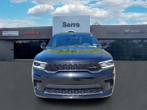 DB Black Crystal Clearcoat 2023 Dodge Durango GT AWD