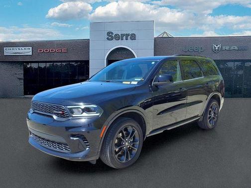 DB Black Crystal Clearcoat 2023 Dodge Durango GT AWD