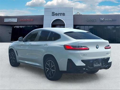2023 BMW X4 xDrive30i
