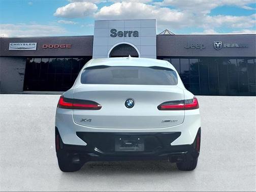 2023 BMW X4 xDrive30i