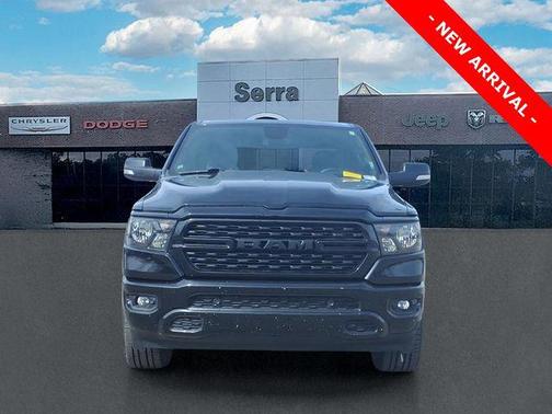 Diamond Black Crystal Pearlcoat 2022 RAM 1500 Big Horn/Lone Star