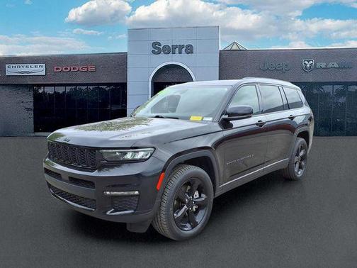 Diamond Black Crystal Pearlcoat 2022 Jeep Grand Cherokee L Limited