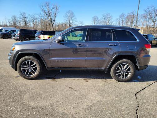 2019 Jeep Grand Cherokee Laredo