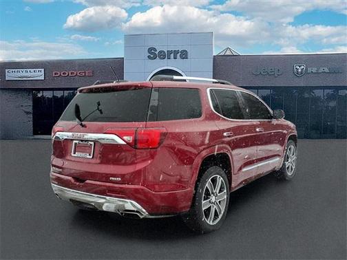 2019 GMC Acadia Denali