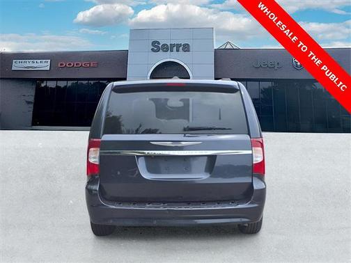 2014 Chrysler Town & Country Touring-L