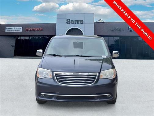 2014 Chrysler Town & Country Touring-L