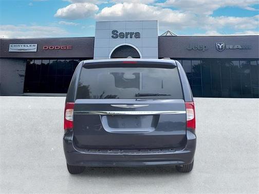 2014 Chrysler Town & Country Touring-L