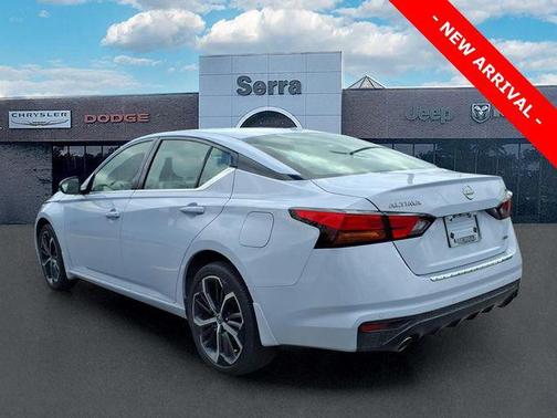 2023 Nissan Altima SR Intelligent AWD