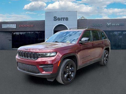 Velvet Red Pearlcoat 2024 Jeep Grand Cherokee Altitude