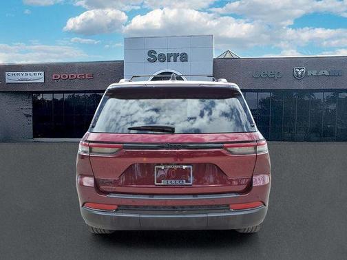 Velvet Red Pearlcoat 2024 Jeep Grand Cherokee Altitude
