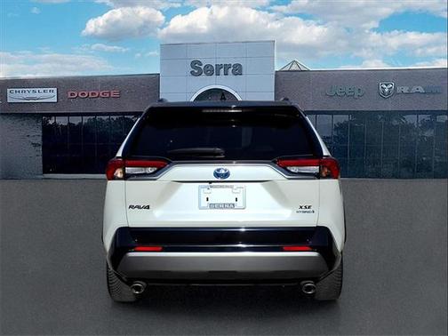 2019 Toyota RAV4 Hybrid SE