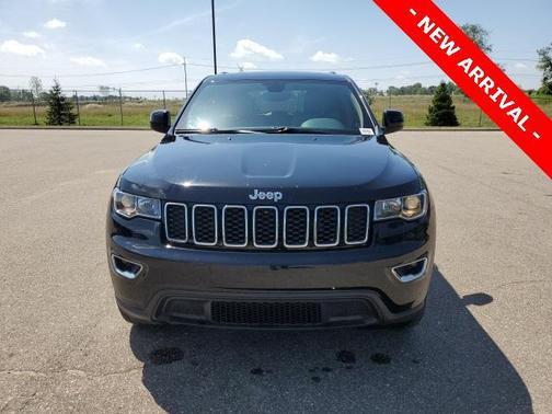 2022 Jeep Grand Cherokee Laredo