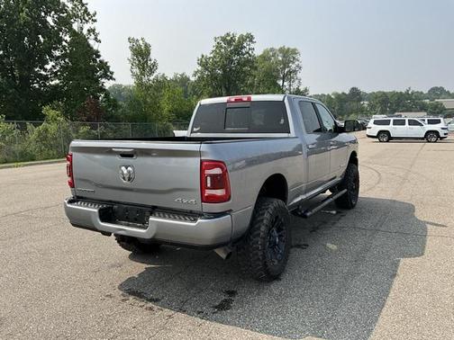 2022 RAM 2500 Big Horn Crew Cab 4x4 6'4' Box