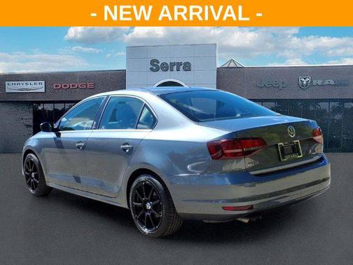 Platinum Gray Metallic 2017 Volkswagen Jetta 1.4T S