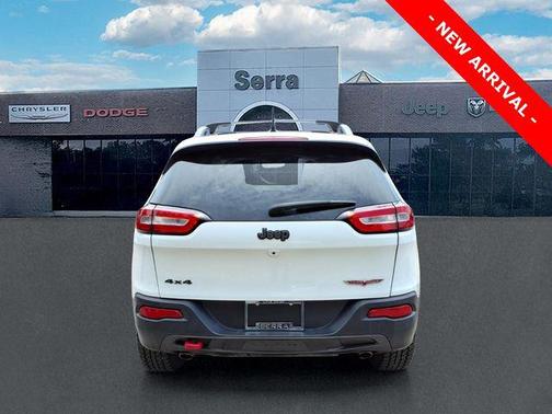 Bright White Clearcoat 2015 Jeep Cherokee Trailhawk