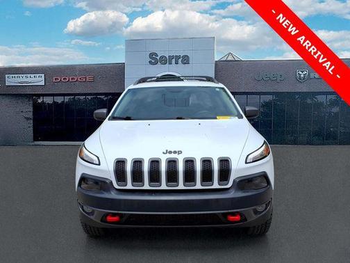 Bright White Clearcoat 2015 Jeep Cherokee Trailhawk
