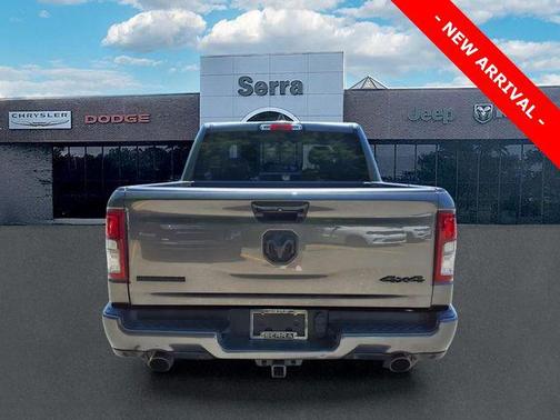 Granite Crystal Metallic Clearcoat 2024 RAM 1500 Big Horn/Lone Star
