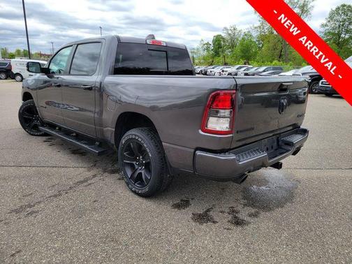 Granite Crystal Metallic Clearcoat 2024 RAM 1500 Big Horn/Lone Star
