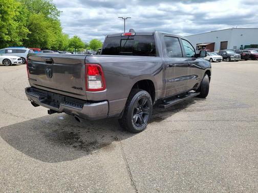 Granite Crystal Metallic Clearcoat 2024 RAM 1500 Big Horn/Lone Star