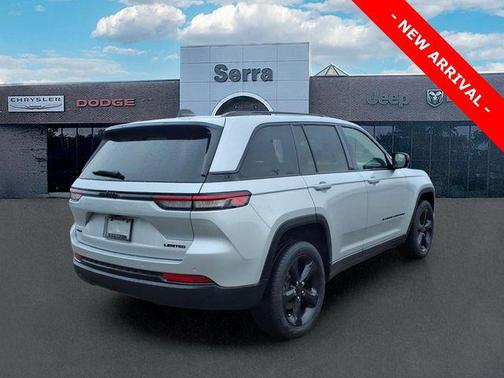 Silver Zynith 2023 Jeep Grand Cherokee Limited