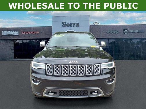 Diamond Black Crystal Pearlcoat 2020 Jeep Grand Cherokee Overland