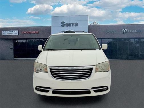 2012 Chrysler Town & Country Touring
