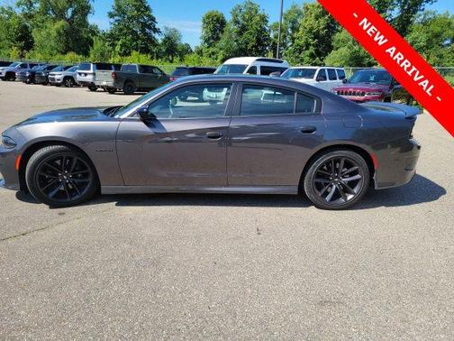 Granite Pearlcoat 2022 Dodge Charger R/T