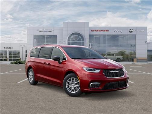 Red Hot Pearlcoat 2026 Chrysler Pacifica L