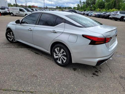Brilliant Silver Metallic 2020 Nissan Altima S FWD
