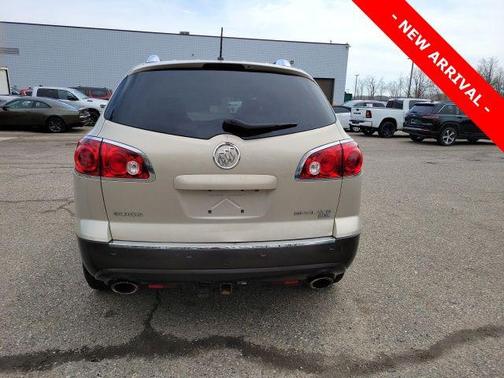 Gold Mist Metallic 2011 Buick Enclave 1XL