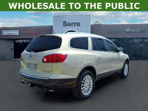 Gold Mist Metallic 2011 Buick Enclave 1XL