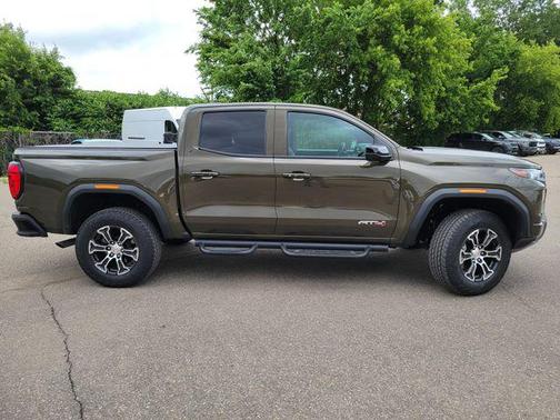 Deep Bronze Metallic 2024 GMC Canyon AT4