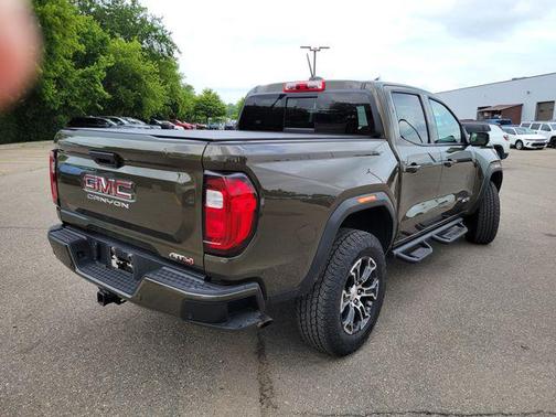 Deep Bronze Metallic 2024 GMC Canyon AT4