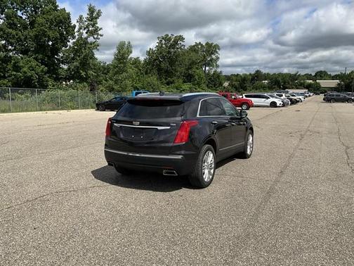 2017 Cadillac XT5 Premium Luxury