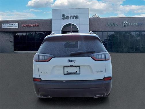 2022 Jeep Cherokee Latitude Lux