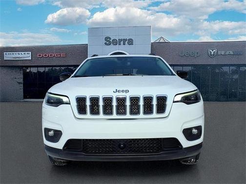2022 Jeep Cherokee Latitude Lux