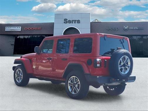 2023 Jeep Wrangler 4-Door Sahara