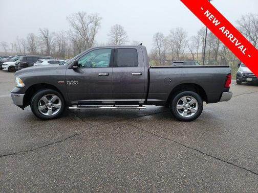 Granite Crystal Metallic Clearcoat 2014 RAM 1500 Big Horn