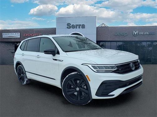 2024 Volkswagen Tiguan 2.0T SE R-Line Black