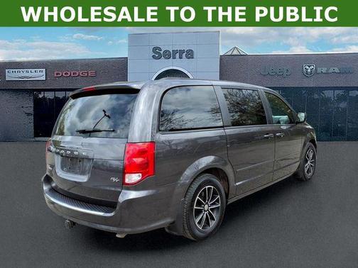 Granite Crystal Metallic Clearcoat 2015 Dodge Grand Caravan R/T