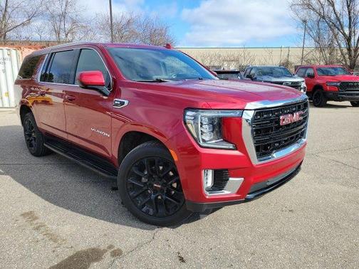 2022 GMC Yukon XL SLE