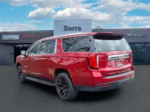 2022 GMC Yukon XL SLE