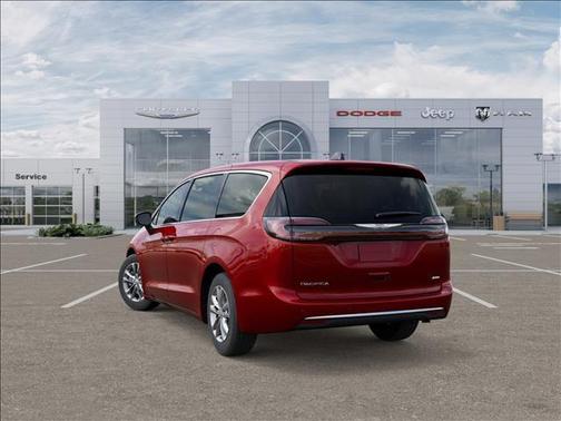 Red Hot Pearlcoat 2026 Chrysler Pacifica L