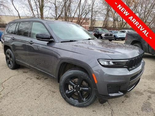 2022 Jeep Grand Cherokee L Altitude