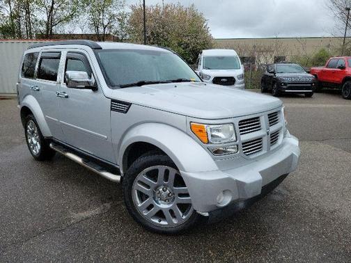 Bright Silver Metallic CC/Mineral Gray Met CC 2010 Dodge Nitro Heat