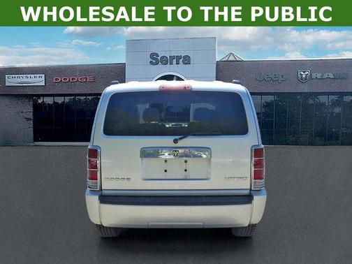Bright Silver Metallic CC/Mineral Gray Met CC 2010 Dodge Nitro Heat