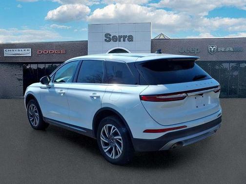 Pristine White Metallic Tri-Coat 2023 Lincoln Corsair Standard