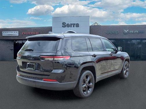 Diamond Black Crystal Pearlcoat 2024 Jeep Grand Cherokee L Limited